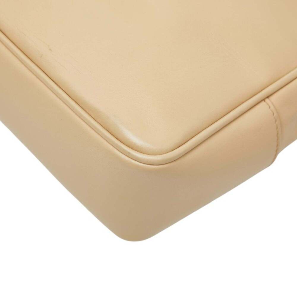 CHANEL Cream Leather Logo Tote Bag - Picture 4 of 14